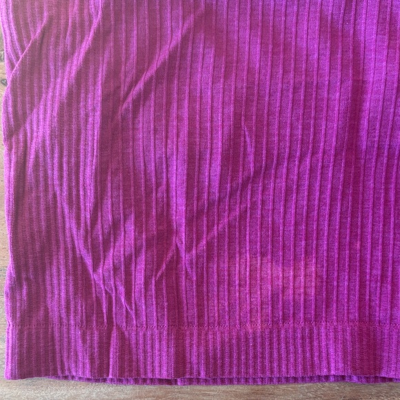 Lululemon Ribbed Tank - Picture 3 of 3